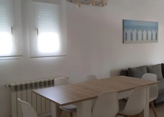 Appartement Con Jardin Puy Du Fou A 10 Min ,no Fiestas!! Tolède