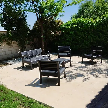 Con Jardin Puy Du Fou A 10 Min ,no Fiestas!! Apartamento